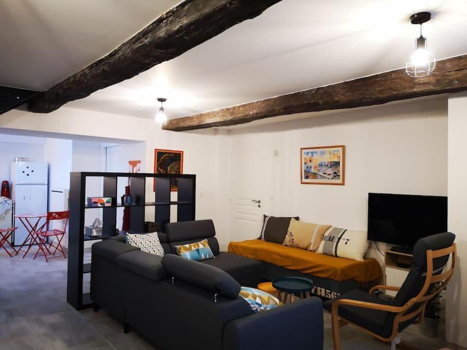 Maison De Ville Pres Du Port Bourg-sur-Gironde エクステリア 写真